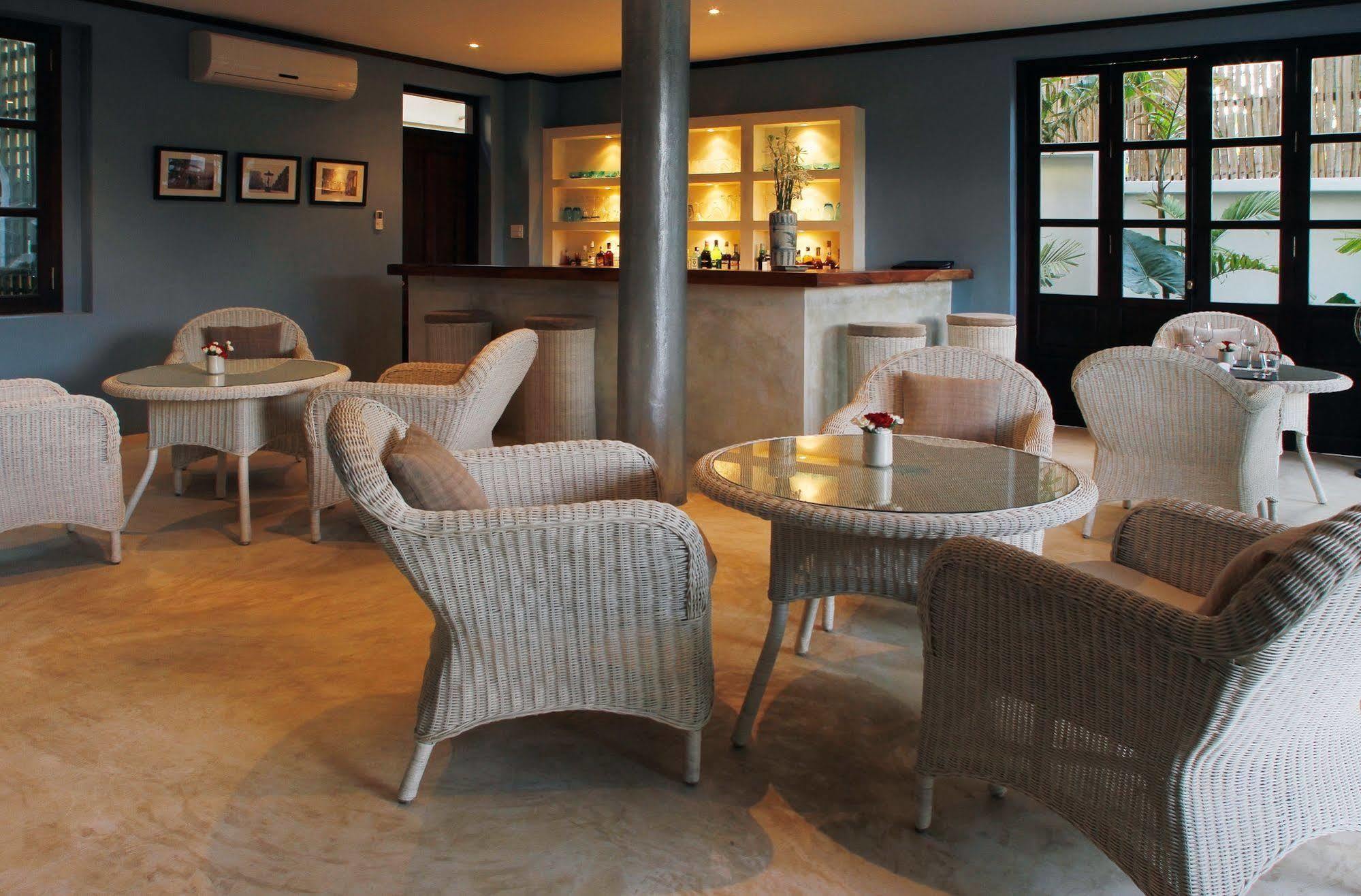 The Apsara Rive Droite Hotel Luang Prabang Exterior foto